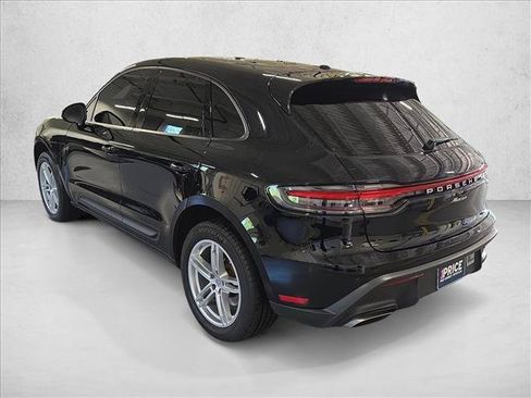 Used 2025 Porsche Macan AWD/4WD image 7