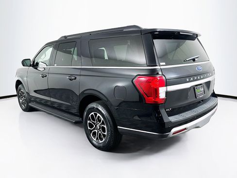 Used 2024 Ford Expedition Max XLT image 5