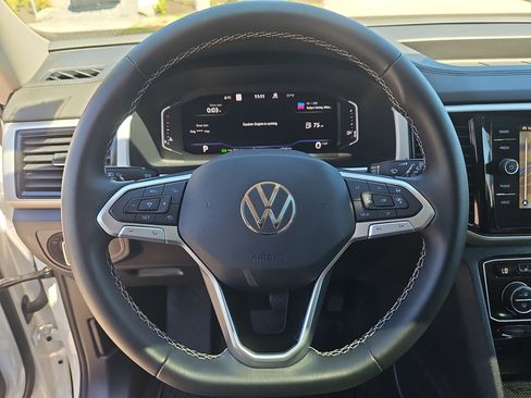 Certified 2023 Volkswagen Atlas SEL AWD/4WD image 25