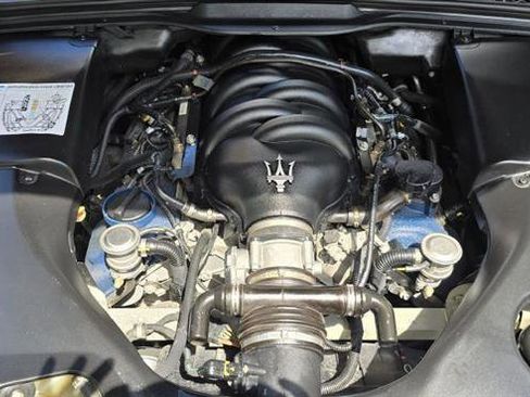 Used 2010 Maserati GranTurismo Coupe RWD image 30