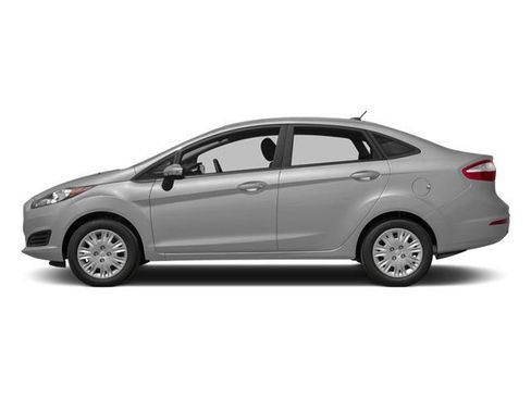 Used 2014 Ford Fiesta SE image 3