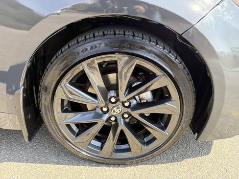 Used 2025 Toyota Corolla SE image 12