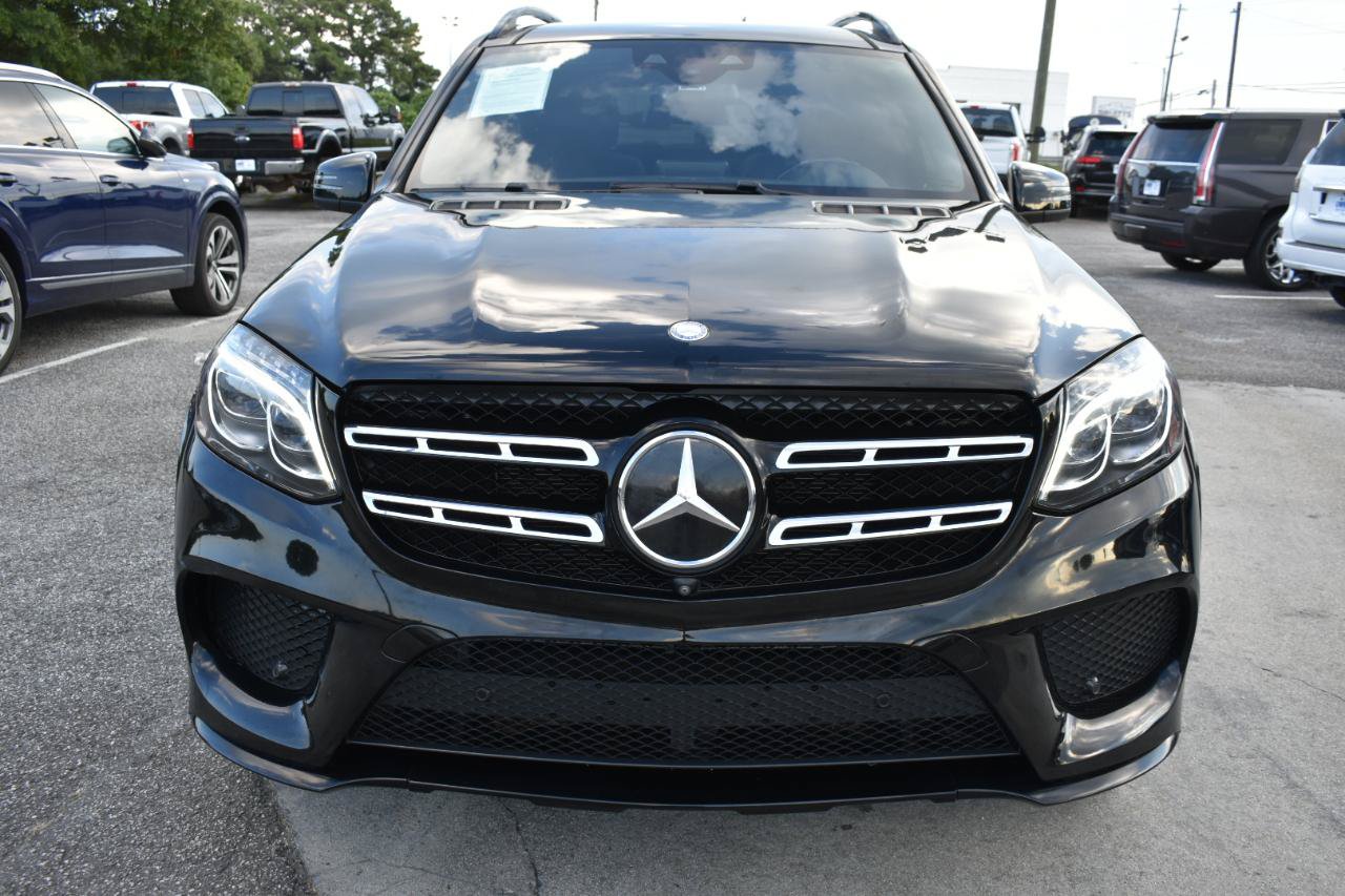 Used 2017 Mercedes-Benz GLS 550 4MATIC image 3
