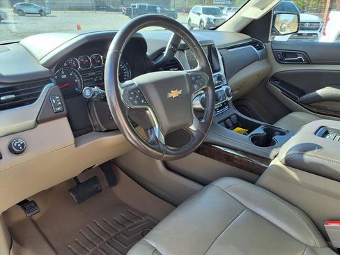 Used 2016 Chevrolet Tahoe LT w/ Luxury Package image 7