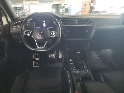 Used 2022 Volkswagen Tiguan SEL R-Line image 5