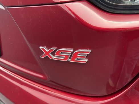 Used 2025 Toyota Corolla XSE FWD image 40
