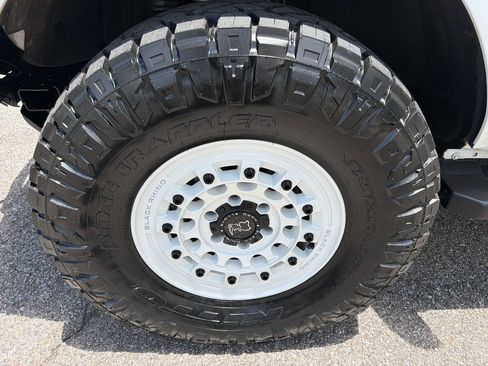 Used 2023 Ford Bronco Outer Banks AWD/4WD image 14