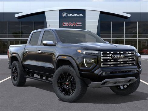 New 2026 GMC Canyon Denali w/ LPO, Denali Black Edition image 7