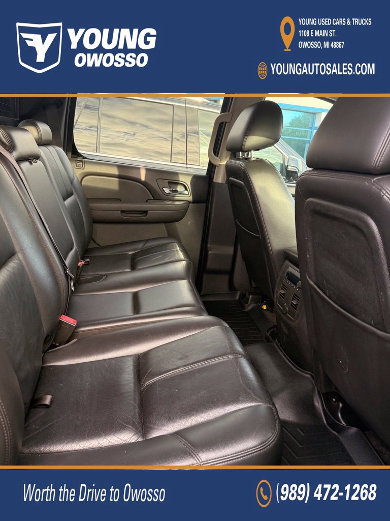 Used 2011 Chevrolet Avalanche LT AWD/4WD image 4
