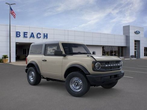 New 2025 Ford Bronco 2-Door AWD/4WD image 7