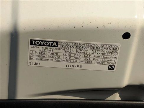 Used 2021 Toyota 4Runner SR5 image 25