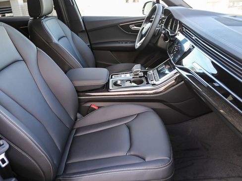 New 2026 Audi Q7 2.0T Premium image 16