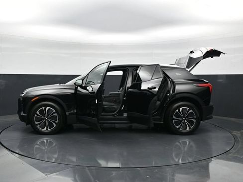 Used 2024 Chevrolet Blazer EV LT AWD/4WD image 51