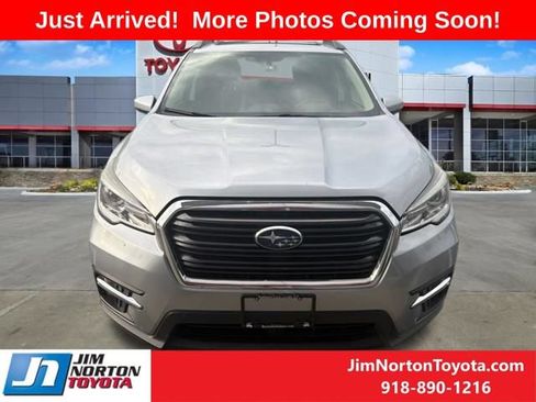 Used 2019 Subaru Ascent Limited AWD/4WD image 2