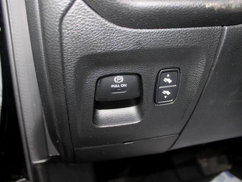 Used 2023 RAM 1500 Big Horn image 36