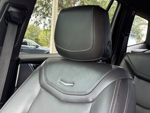 Used 2025 Cadillac XT6 Premium Luxury FWD image 25