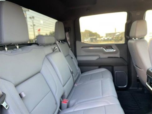Used 2023 GMC Sierra 1500 SLT w/ SLT Premium Package image 11
