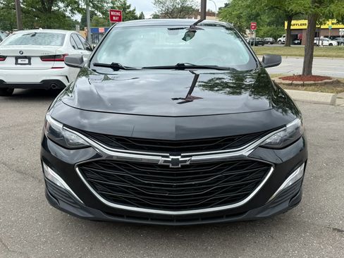 Used 2019 Chevrolet Malibu RS w/ LPO, Convenience Package 1 FWD image 2