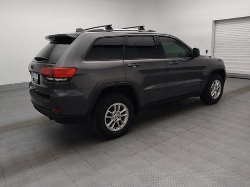 Used 2019 Jeep Grand Cherokee Laredo AWD/4WD image 10