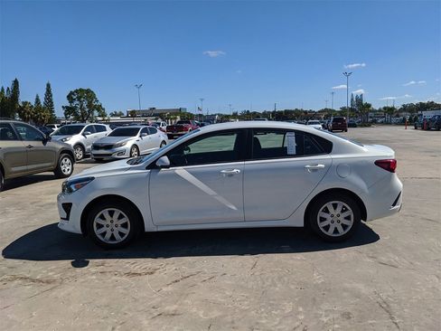 Certified 2022 Kia Rio S image 6