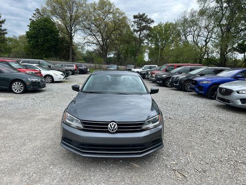 Used 2016 Volkswagen Jetta S FWD image 2