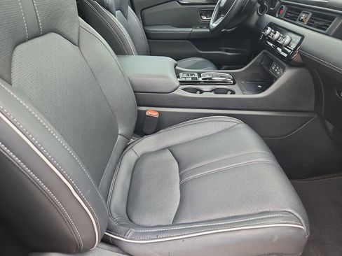 Used 2024 Honda Pilot Elite image 21