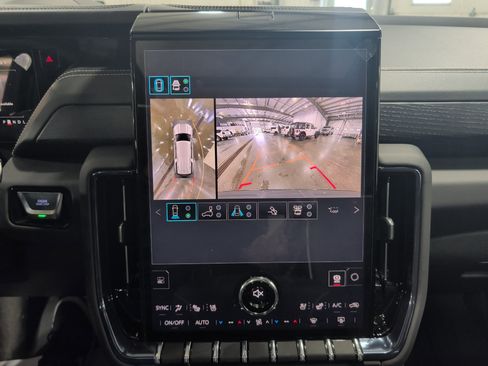 Used 2026 GMC Yukon XL AT4 Ultimate w/ LPO, Floor Liner Package AWD/4WD image 17