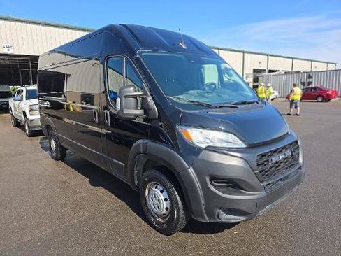 Used 2023 RAM ProMaster 2500 FWD image 3
