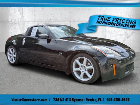 Used 2004 Nissan 350Z Touring RWD image 1