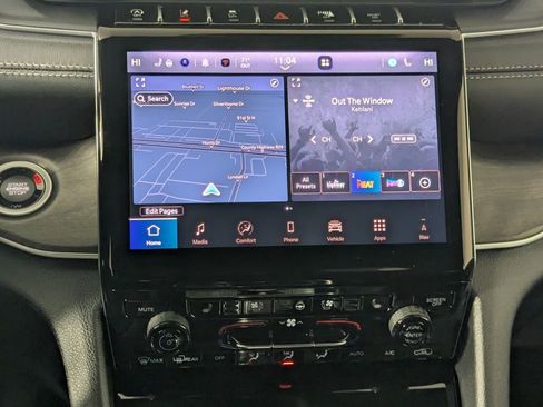 New 2025 Jeep Grand Cherokee L Limited w/ Luxury Tech Group II image 21