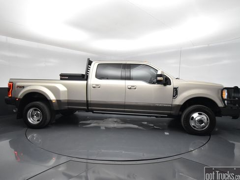Used 2017 Ford F350 King Ranch w/ King Ranch Ultimate Package AWD/4WD image 54
