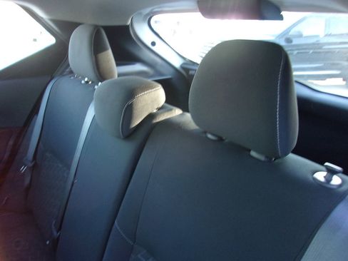 Used 2022 Nissan Kicks S image 11