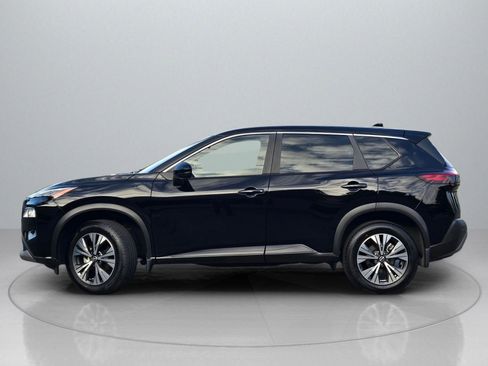 Used 2023 Nissan Rogue SV image 4