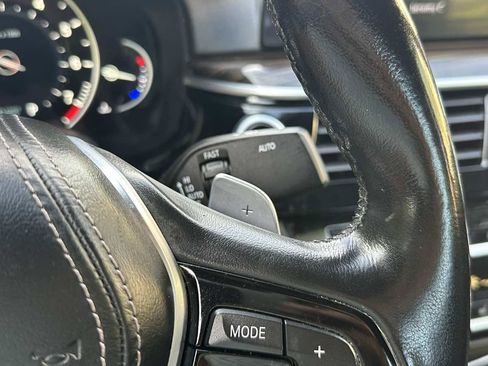 Used 2018 BMW 540i xDrive image 23