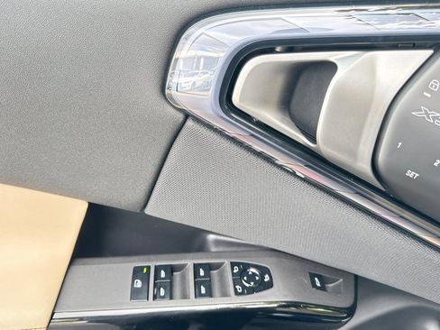 Used 2026 BMW X3 xDrive30 w/ Premium Package image 12