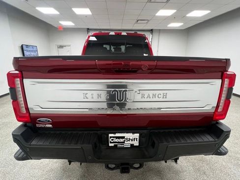 Used 2025 Ford F350 King Ranch w/ FX4 Off-Road Package image 8