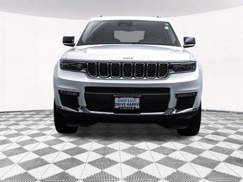 Used 2023 Jeep Grand Cherokee L Limited w/ Trailer Tow Group (B) AWD/4WD image 16
