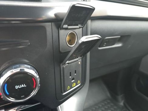 Certified 2024 Ford F150 Lariat image 19