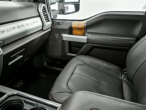 Used 2017 Ford F350 King Ranch w/ FX4 Off-Road Package image 28