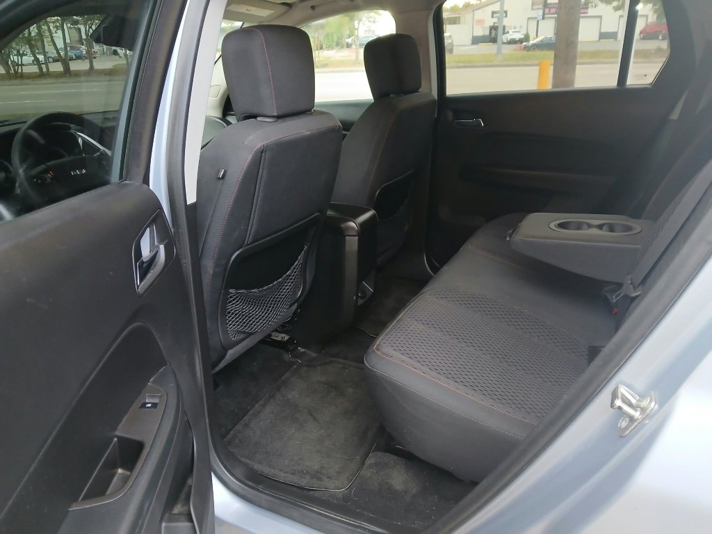 Used 2015 GMC Terrain SLE FWD image 11