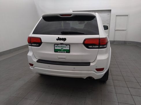 Used 2021 Jeep Grand Cherokee Laredo X RWD image 7