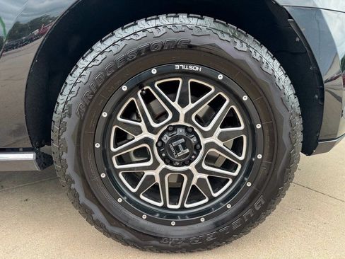 Used 2019 Ford Expedition Max Limited w/ Driver Assistance Package AWD/4WD image 23