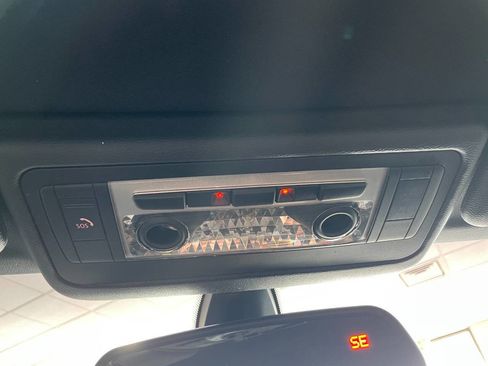 Used 2009 BMW 328i Convertible image 36