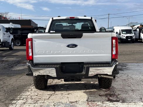 New 2026 Ford F250 XL w/ XL Off-Road Package AWD/4WD image 4