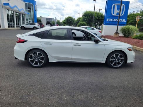 Used 2026 Honda Civic Sport Touring image 2