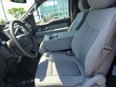 Used 2014 Ford F150 XLT w/ Equipment Group 302A Luxury AWD/4WD image 16
