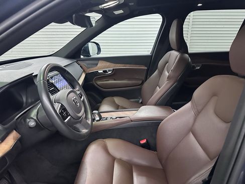 Certified 2024 Volvo XC90 B5 Plus w/ Protection Package Premier image 2