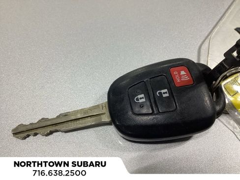 Used 2015 Toyota RAV4 LE image 23