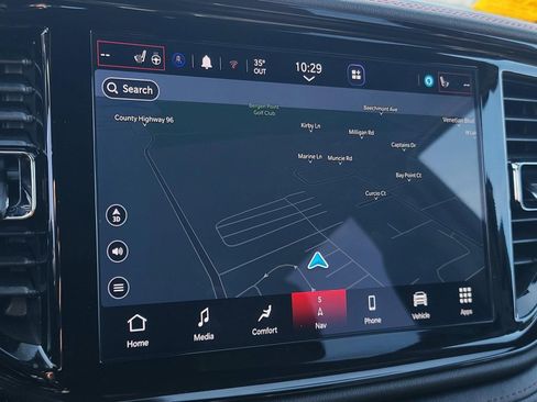 Used 2023 Dodge Durango GT image 34