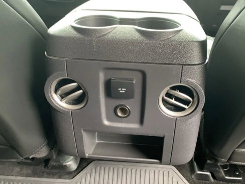 Used 2014 Ford F250 Lariat w/ Lariat Ultimate Package AWD/4WD image 37